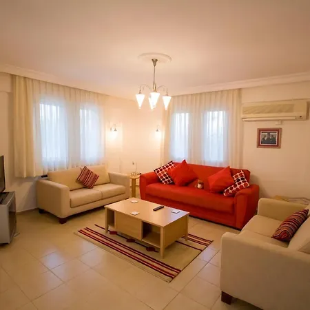 Fethiye White Garden Villa 费特希耶